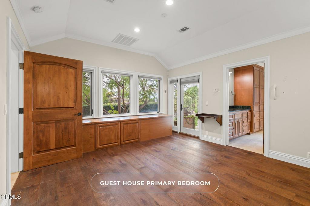 3243 Calle De Debesa