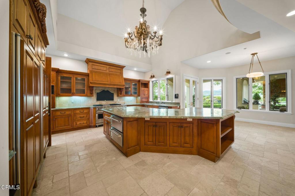 3243 Calle De Debesa