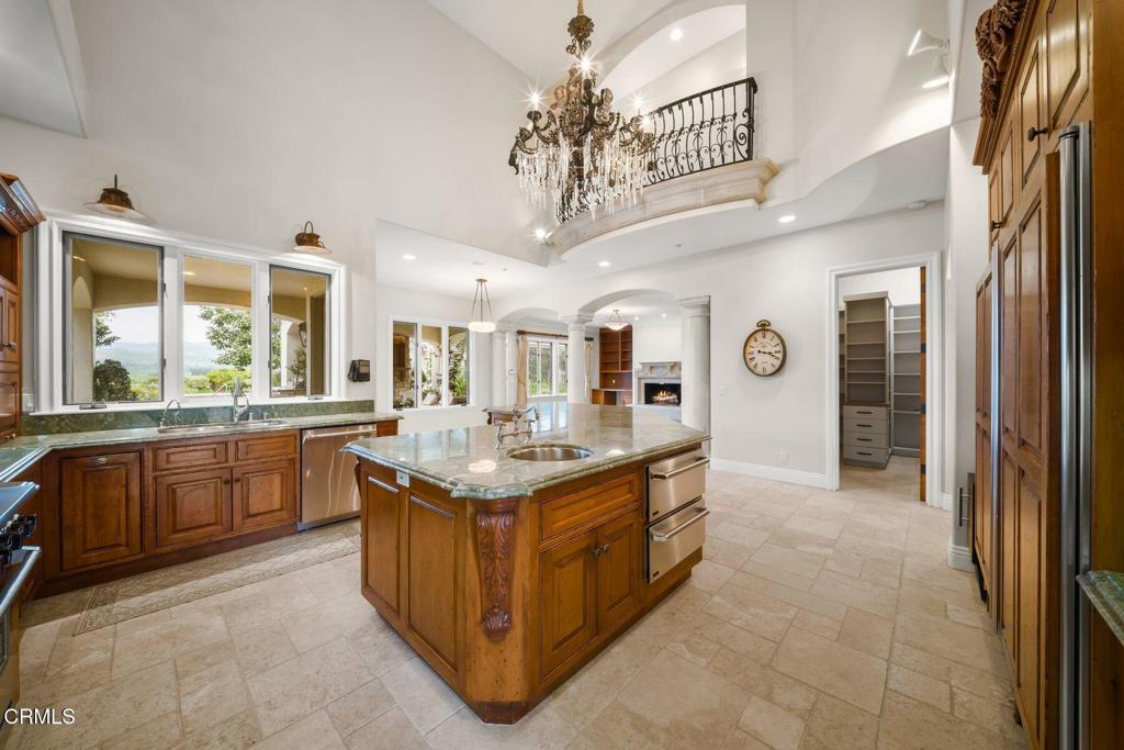 3243 Calle De Debesa