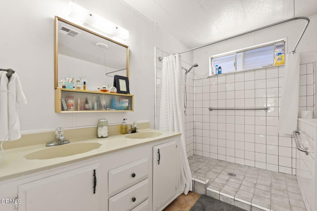 140 gaviota Place 157