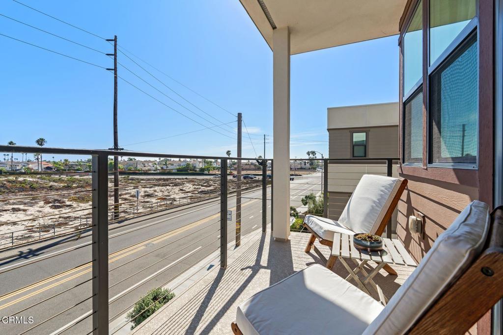 1087 Canal Street