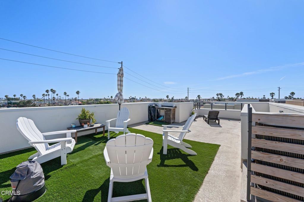1087 Canal Street