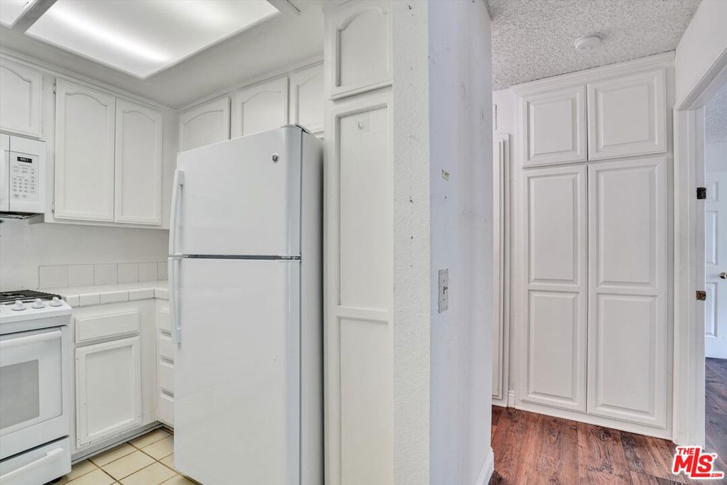 1302 W Park Western Drive 147