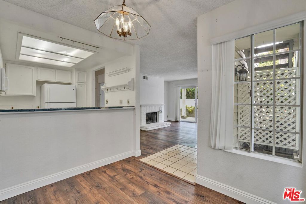 1302 W Park Western Drive 147