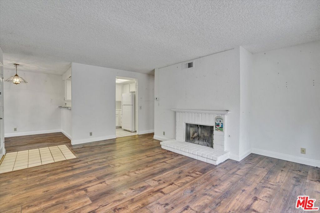 1302 W Park Western Drive 147