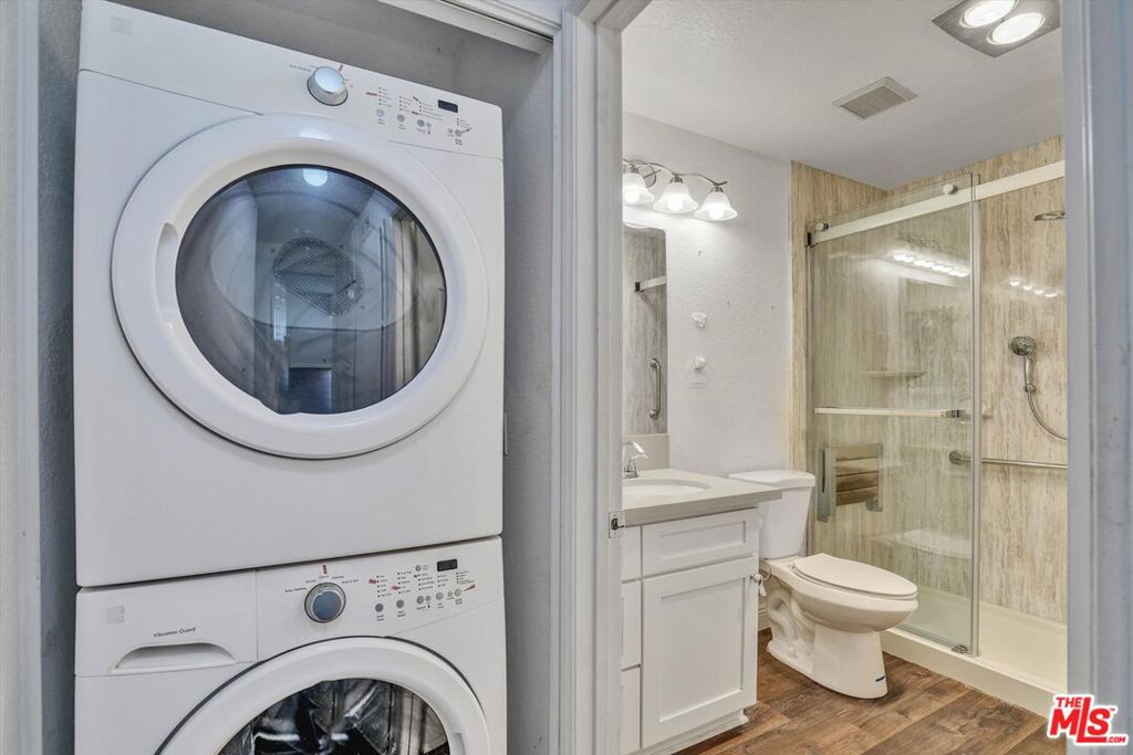 1302 W Park Western Drive 147