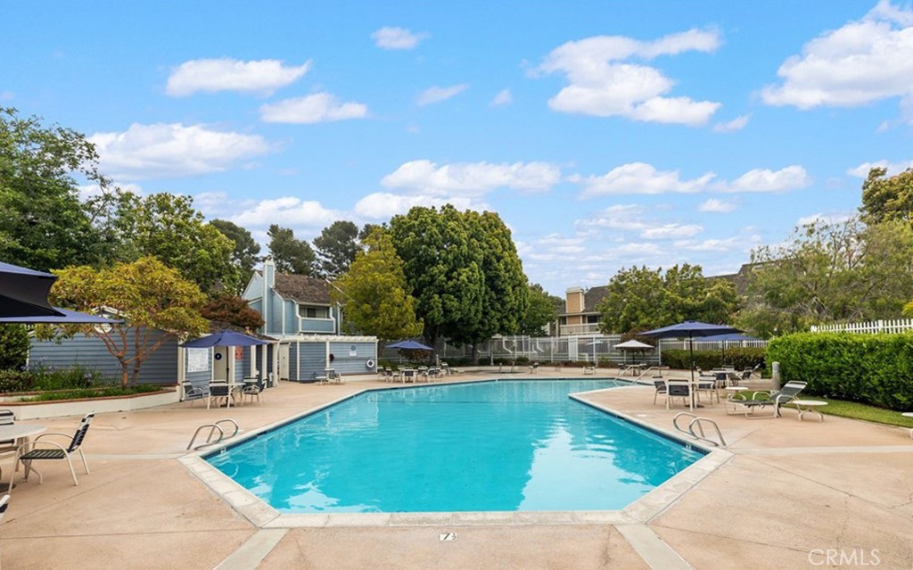 651 Holbrook Court 101