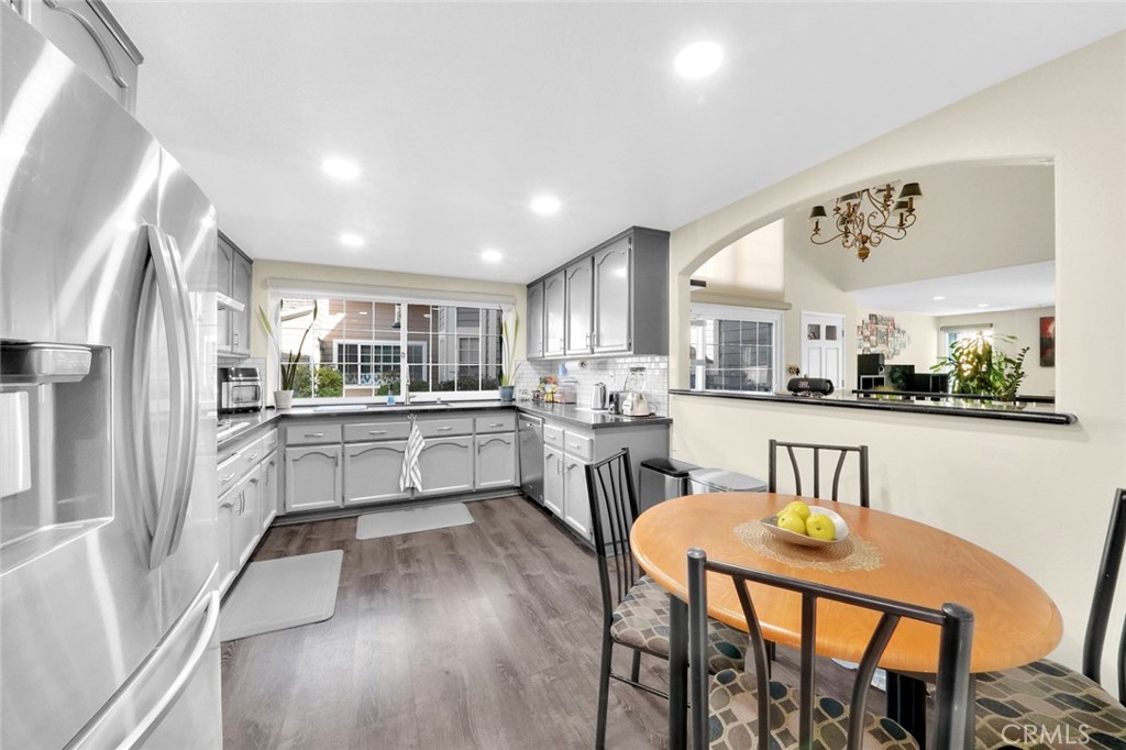 651 Holbrook Court 101