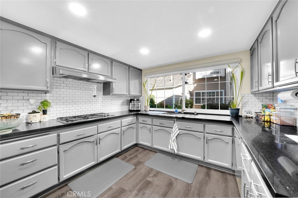 651 Holbrook Court 101