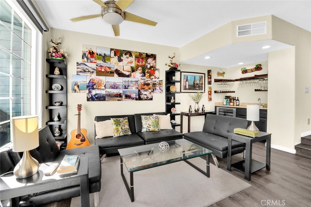 651 Holbrook Court 101