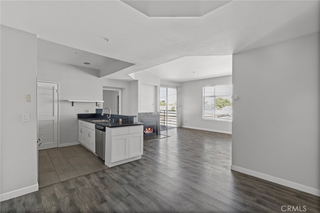 640 W 4th Street 304