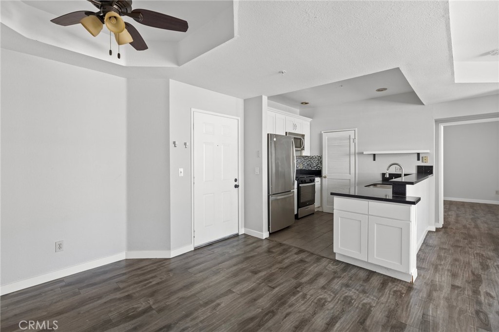 640 W 4th Street 304