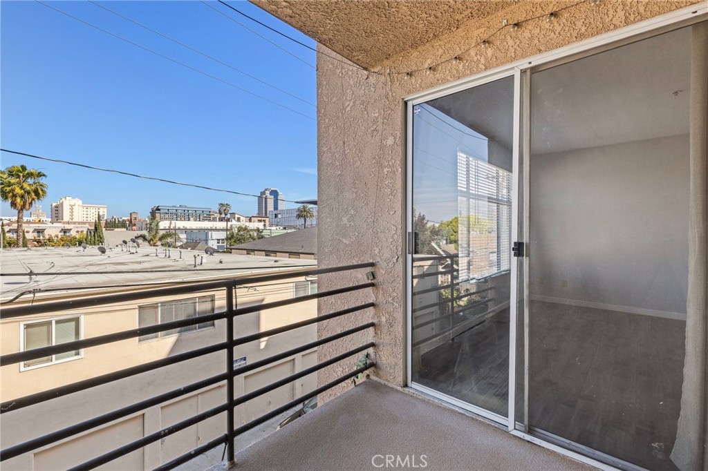 640 W 4th Street 304