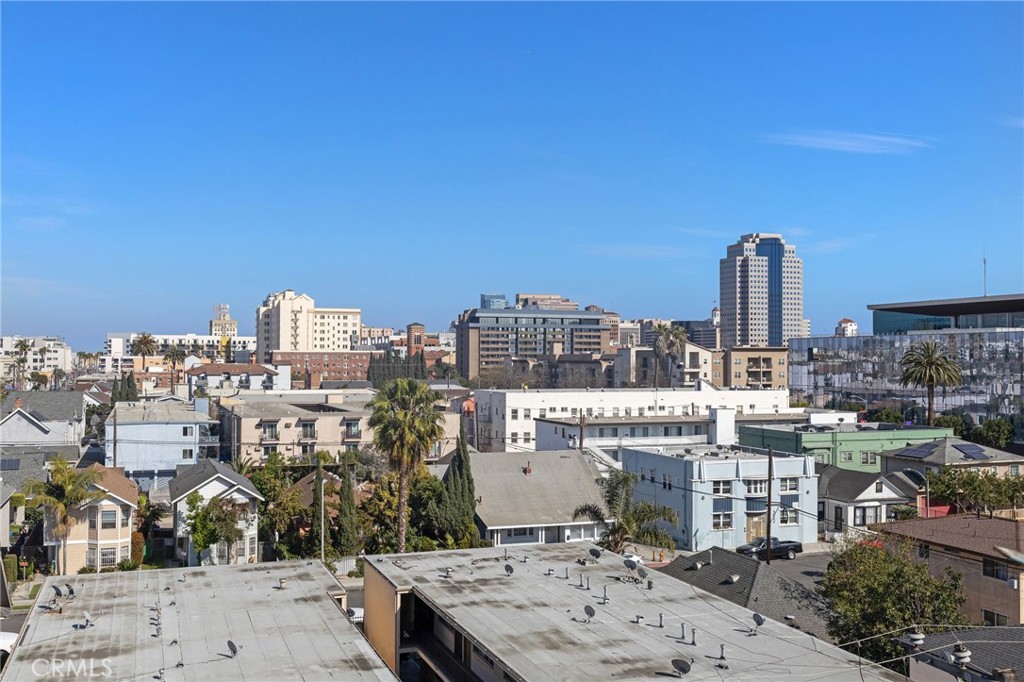 640 W 4th Street 304