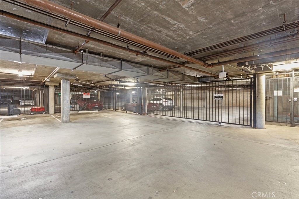 640 W 4th Street 304