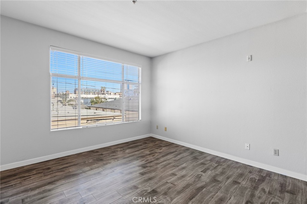 640 W 4th Street 304