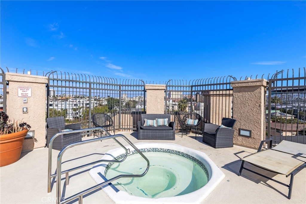 640 W 4th Street 304