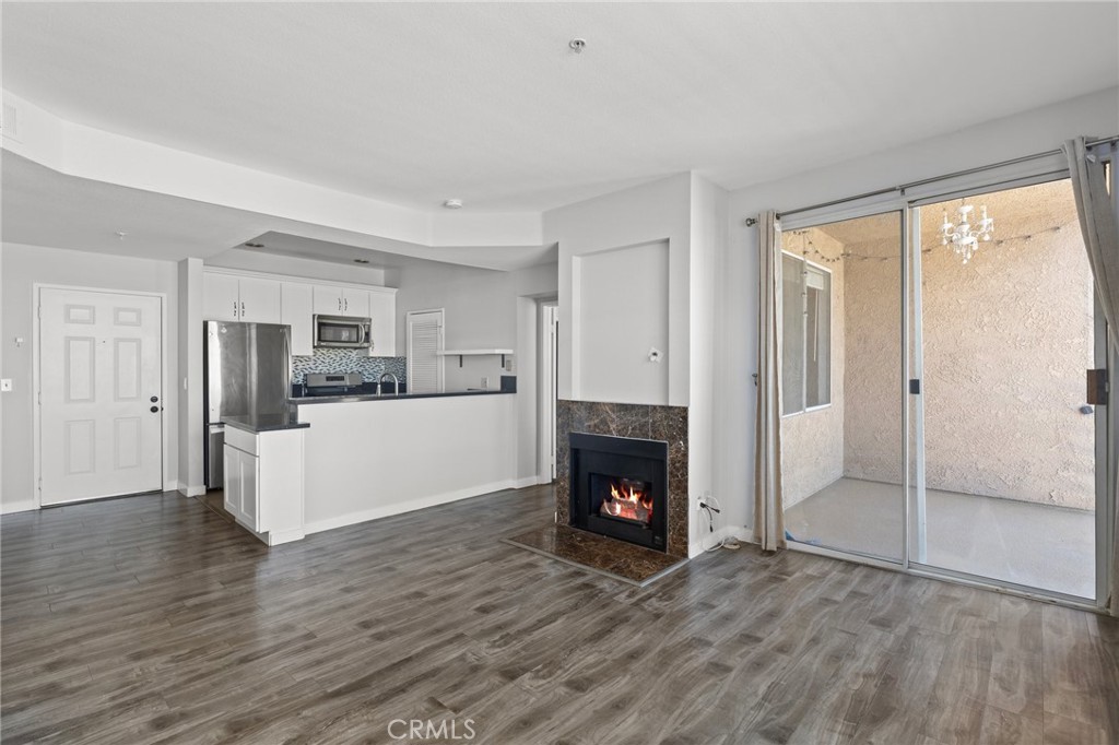 640 W 4th Street 304