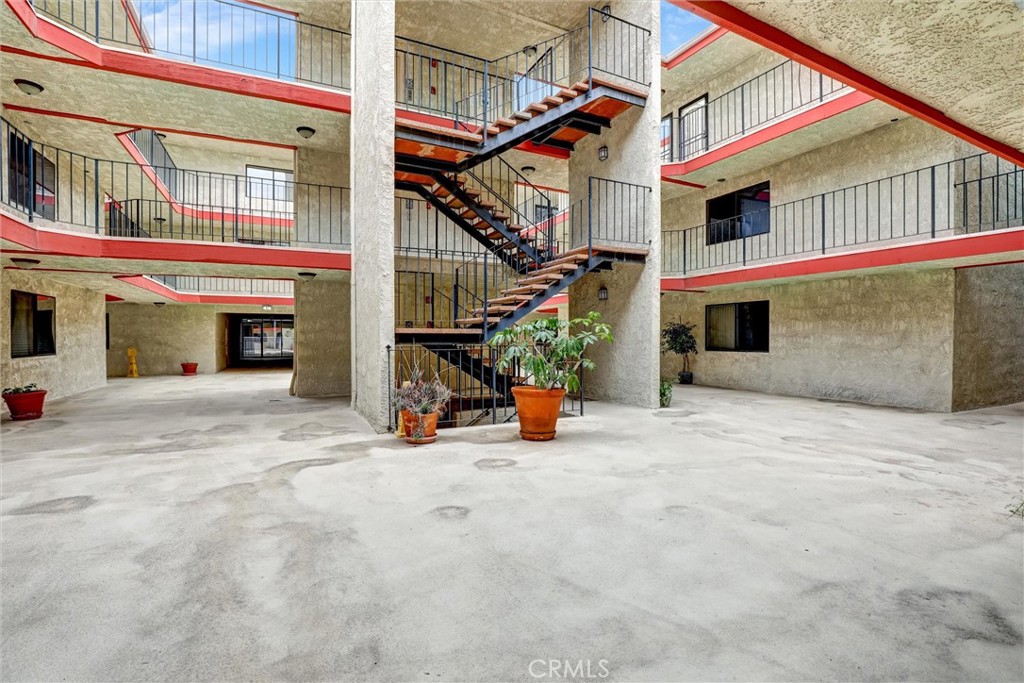 3530 Elm Avenue 215