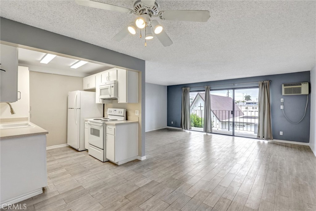 3530 Elm Avenue 215