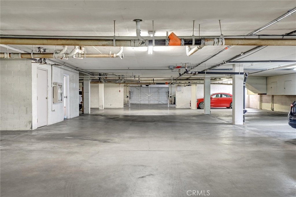 3530 Elm Avenue 215