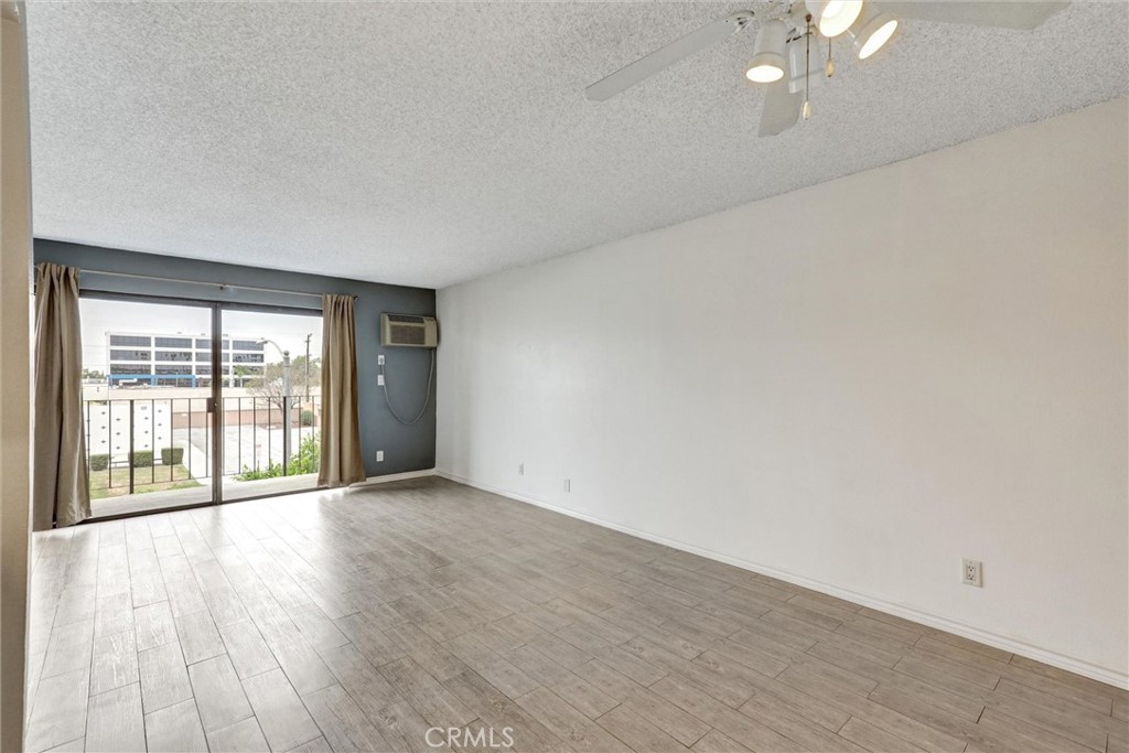 3530 Elm Avenue 215