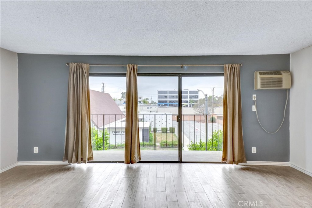 3530 Elm Avenue 215