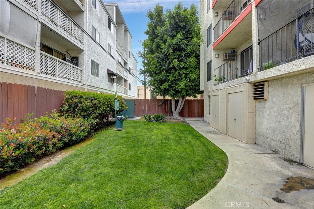 3530 Elm Avenue 215
