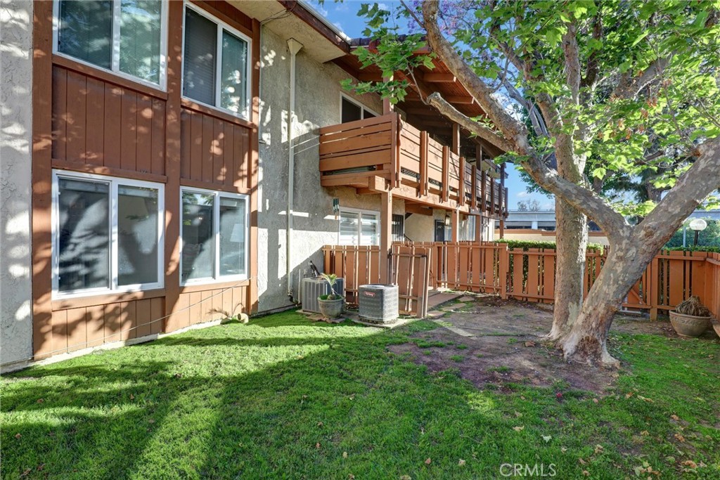 3723 Country Club Drive 9