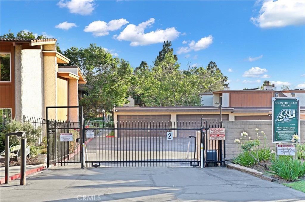 3723 Country Club Drive 9