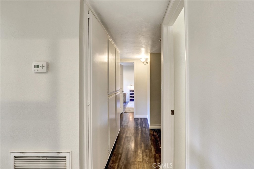 3723 Country Club Drive 9