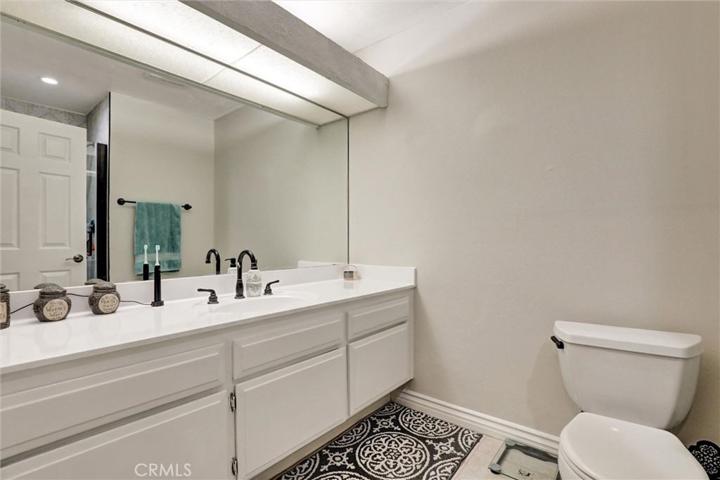 3723 Country Club Drive 9