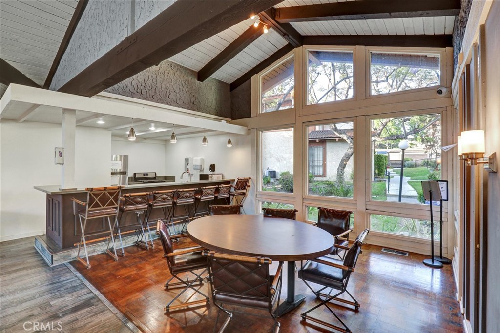 3723 Country Club Drive 9