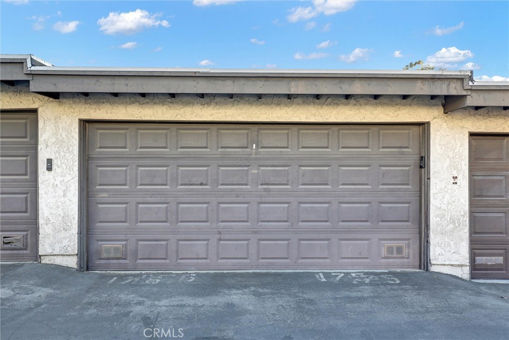 3723 Country Club Drive 9