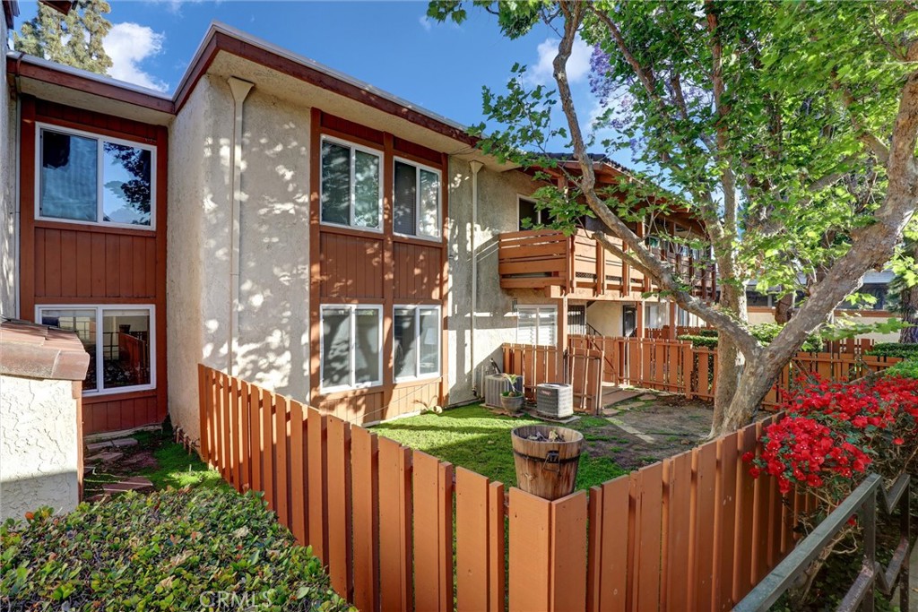 3723 Country Club Drive 9