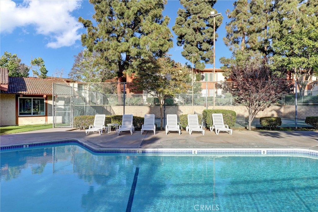 3723 Country Club Drive 9