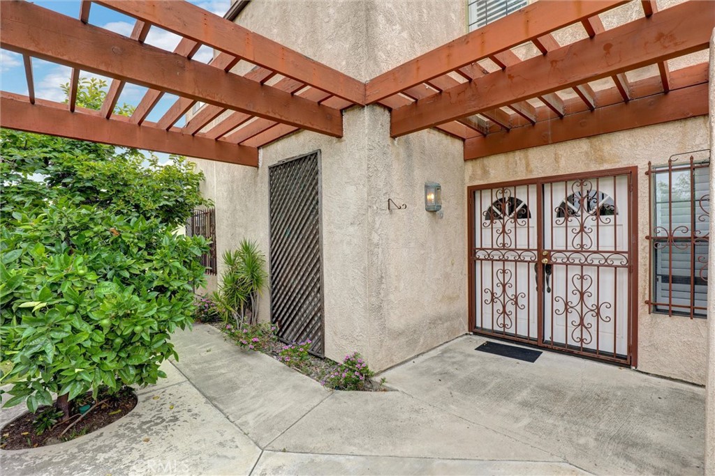 9031 Lampson Avenue