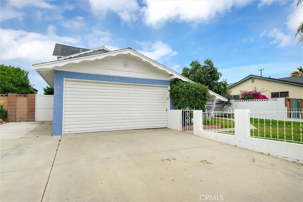 7570 El Chaco Drive