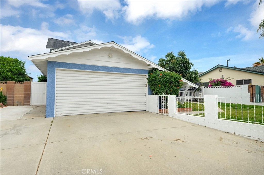 7570 El Chaco Drive