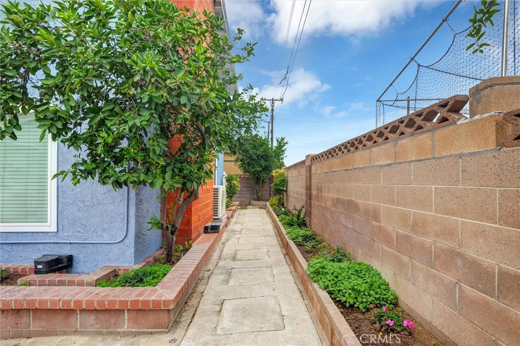 7570 El Chaco Drive