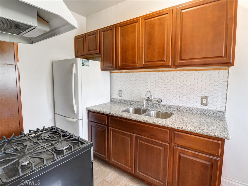 1030 East Ocean Boulevard 403