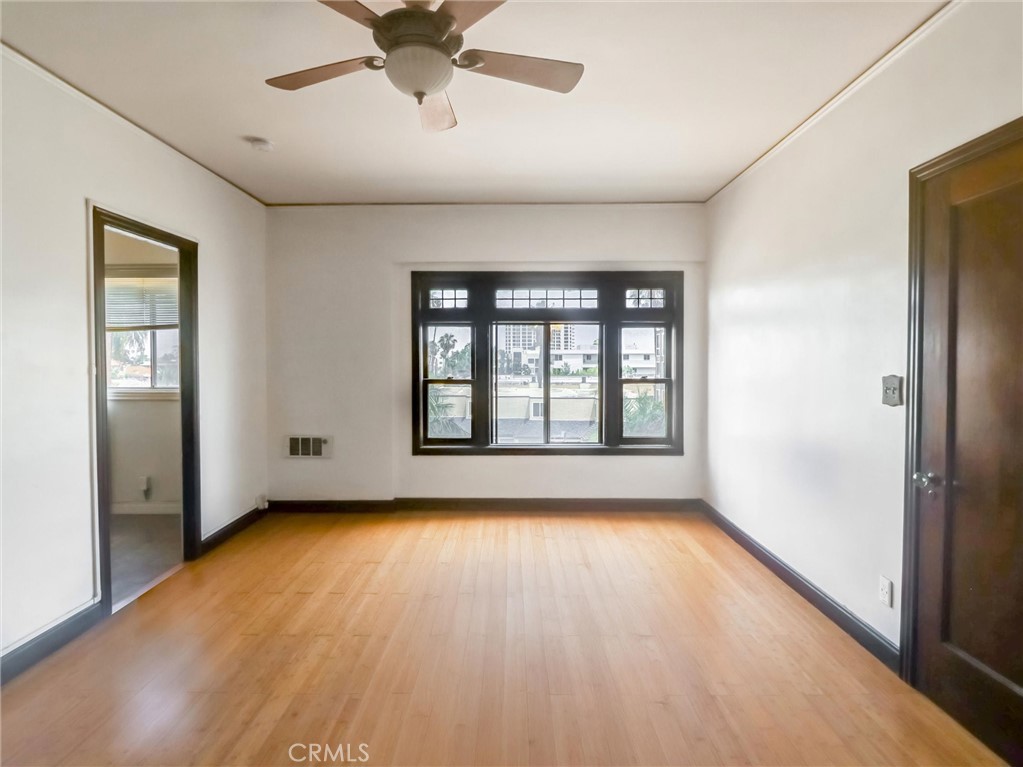 1030 East Ocean Boulevard 403