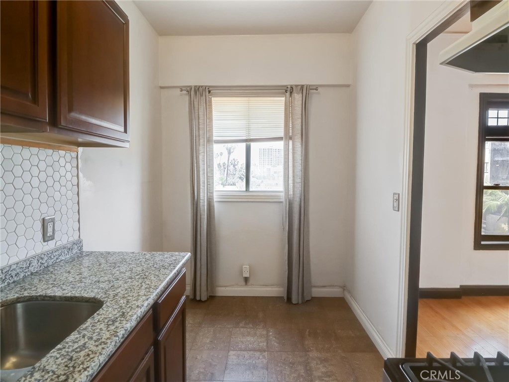 1030 East Ocean Boulevard 403