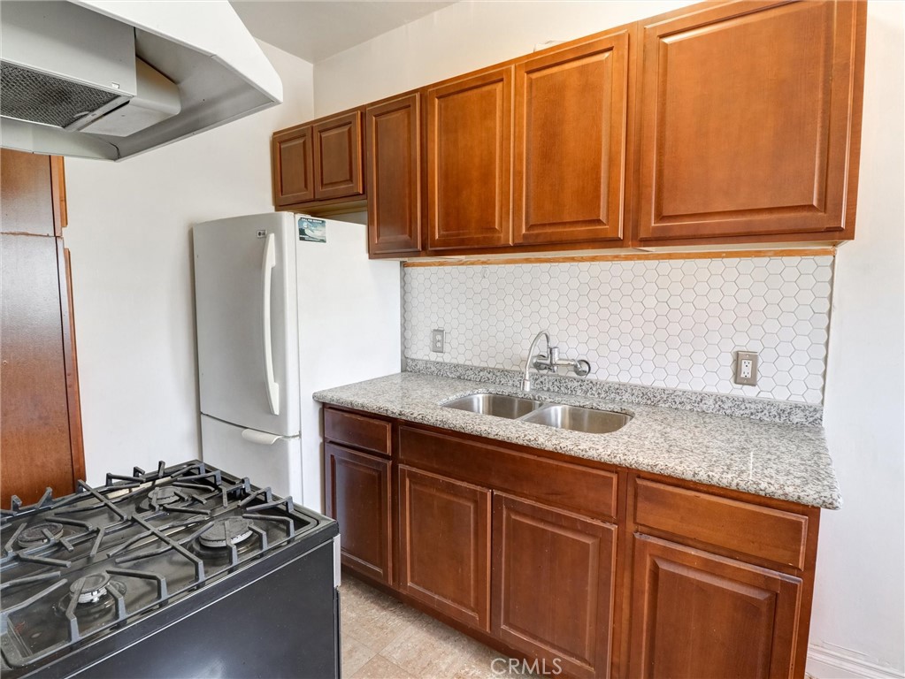 1030 East Ocean Boulevard 403