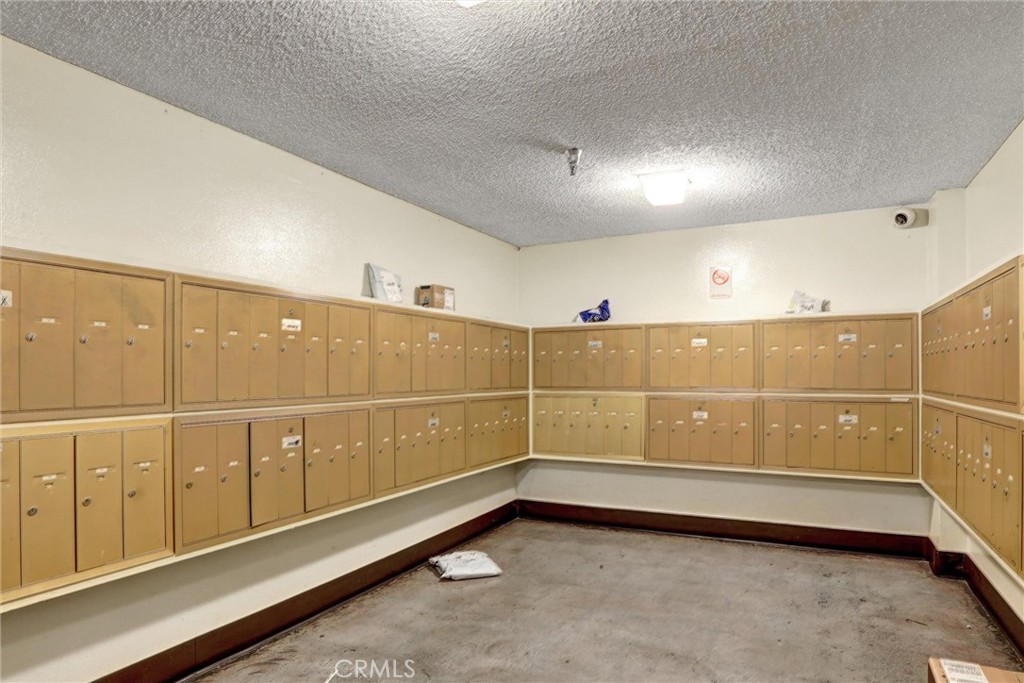 550 Orange Ave 212
