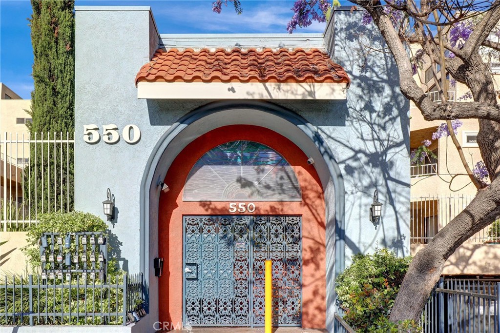 550 Orange Ave 212