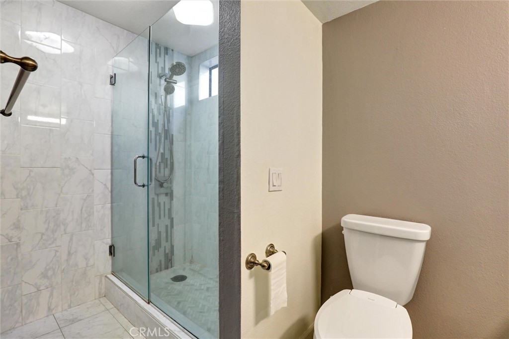 550 Orange Ave 212