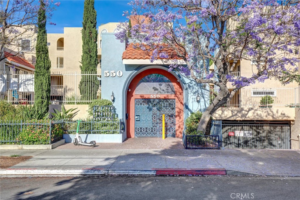 550 Orange Ave 212