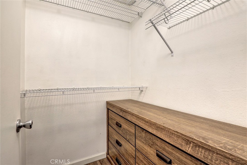 550 Orange Ave 212