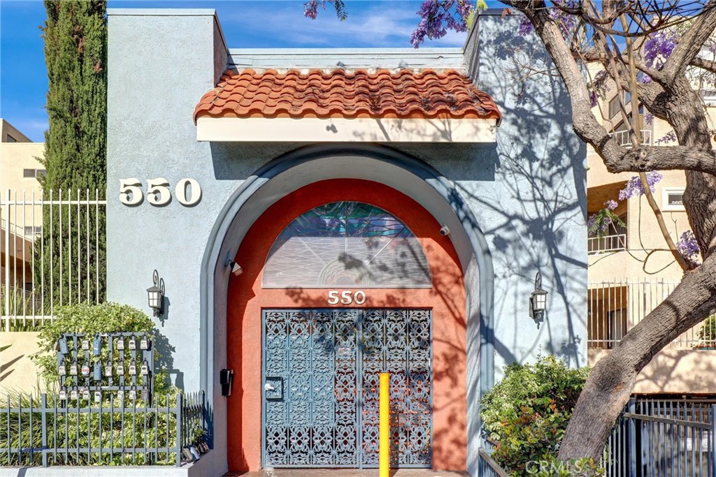 550 Orange Ave 212